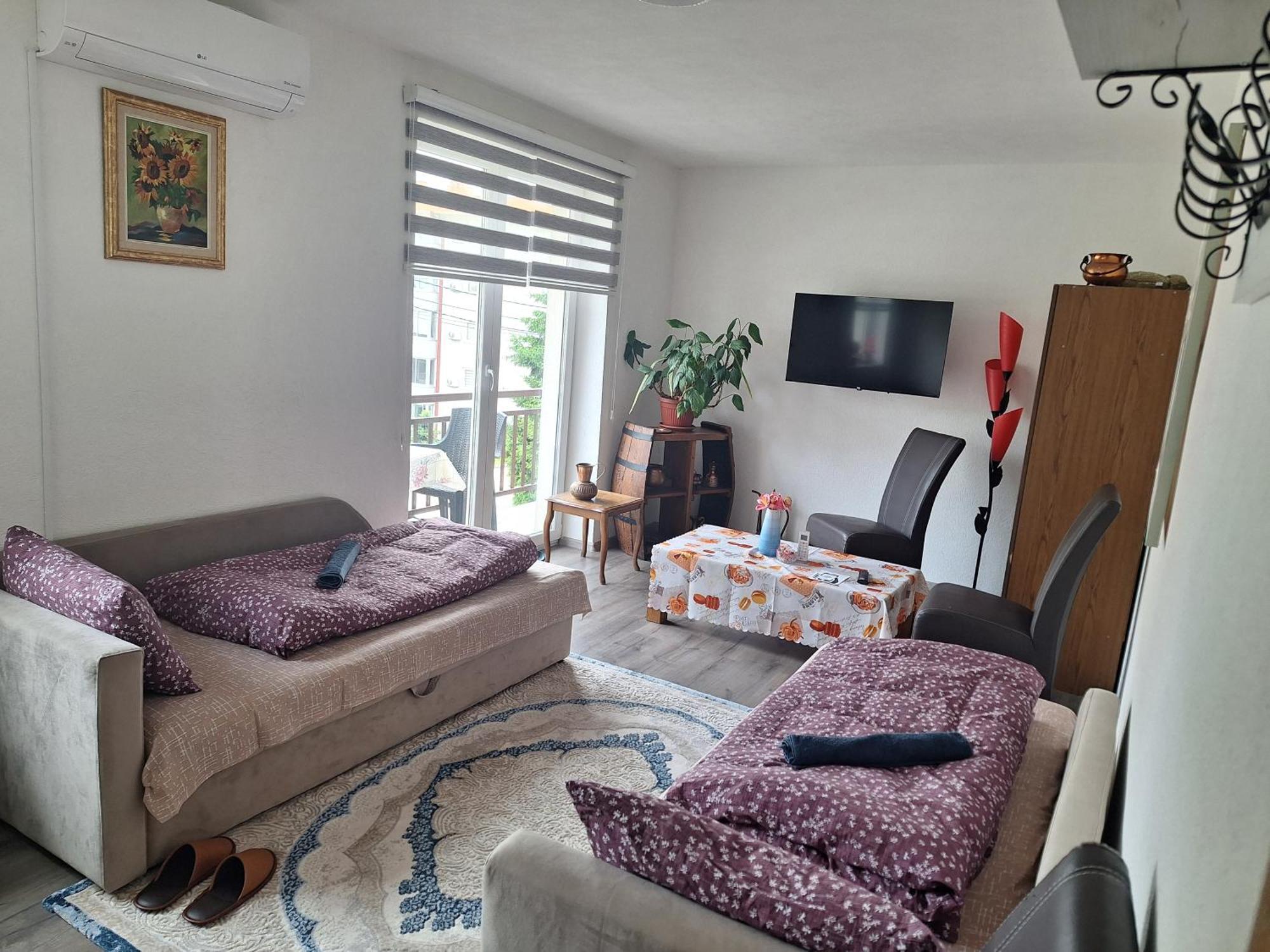 Apartment Villas *