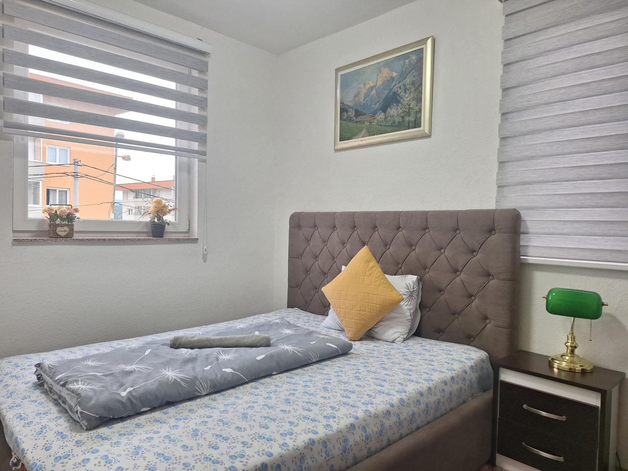Apartment Villas *